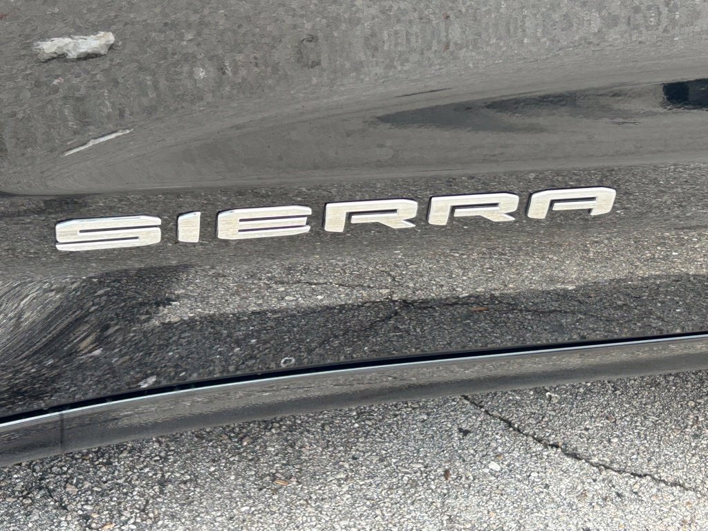 Used 2026 GMC Sierra 1500 SLT RWD image 18