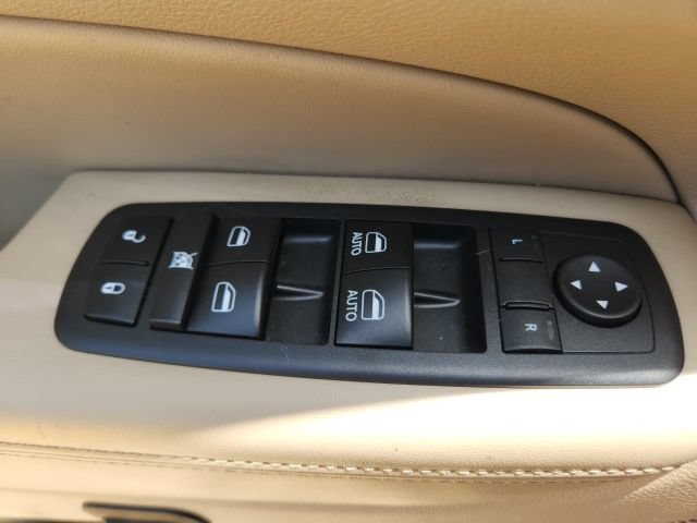 Used 2018 Jeep Grand Cherokee Limited RWD image 29