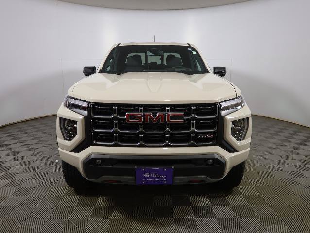Used 2026 GMC Canyon AT4 w/ Technology Plus Package AWD/4WD image 4