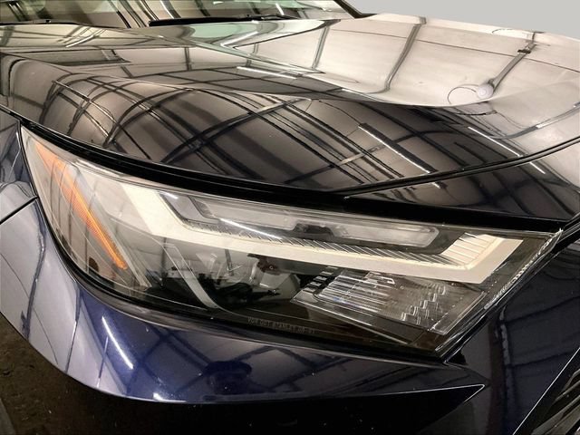 Used 2022 Toyota RAV4 XLE AWD/4WD image 27