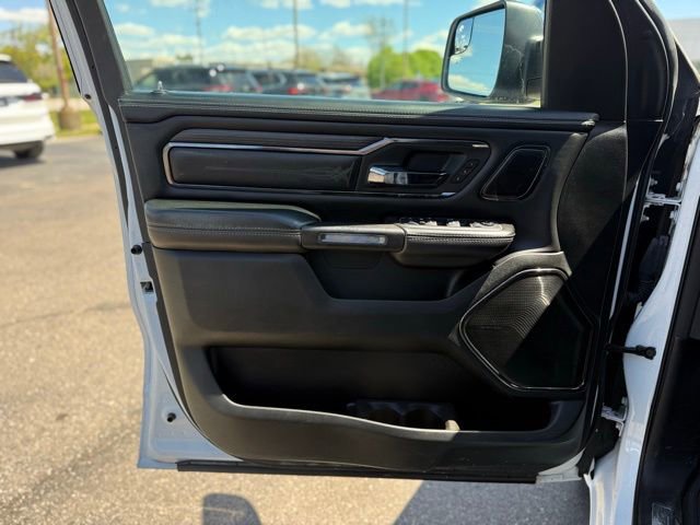 Used 2022 RAM 1500 Limited AWD/4WD image 11