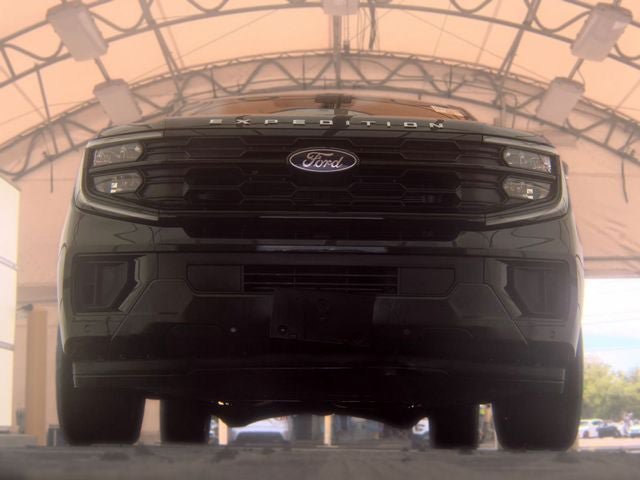 Certified 2025 Ford Expedition Max Active AWD/4WD image 4