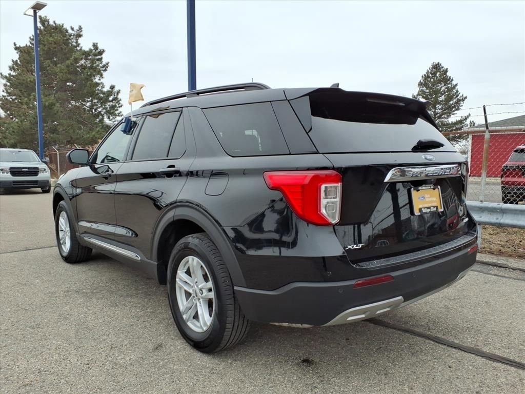 Certified 2024 Ford Explorer XLT w/ Equipment Group 202A image 4