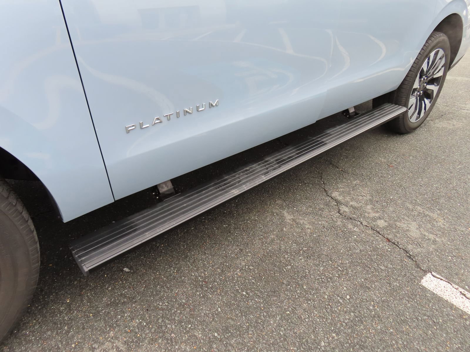 Certified 2025 Ford Expedition Max Platinum w/ Driver's Package image 10