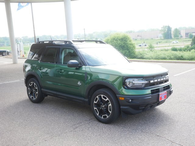 Certified 2024 Ford Bronco Sport Outer Banks w/ Tech Package AWD/4WD image 3