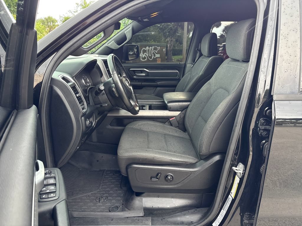 Used 2019 RAM 1500 Big Horn AWD/4WD image 30