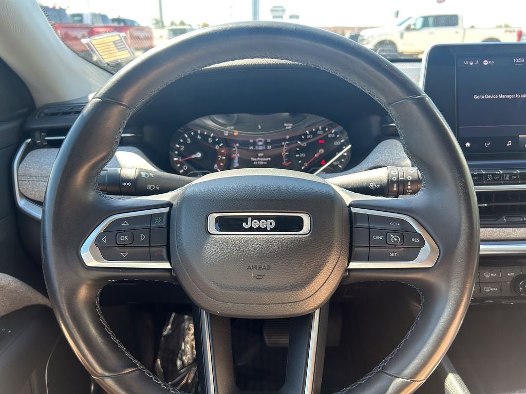 Used 2022 Jeep Compass Latitude w/ Convenience Group AWD/4WD image 28
