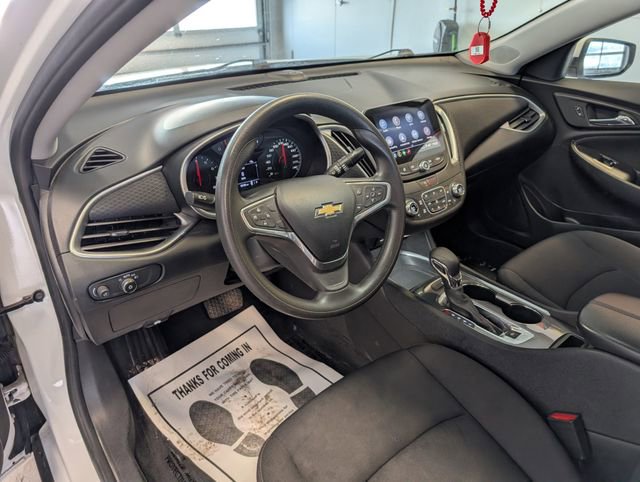 Used 2022 Chevrolet Malibu LT FWD image 11