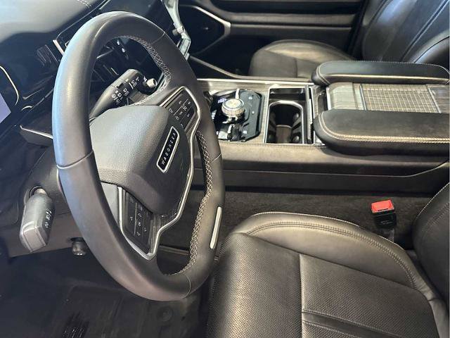 Used 2022 Jeep Wagoneer Series III w/ Premium Group I AWD/4WD image 20
