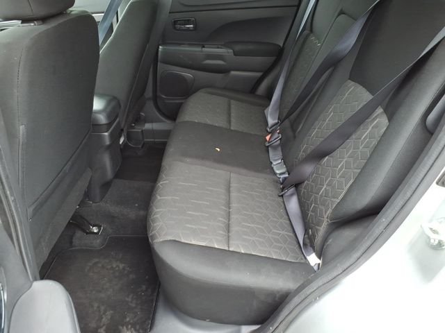 Used 2024 Mitsubishi Outlander Sport ES AWD/4WD image 17