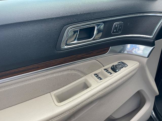 Certified 2019 Ford Explorer Limited FWD image 15