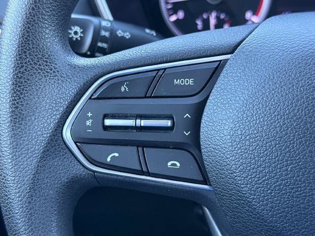 Used 2019 Hyundai Santa Fe SE AWD/4WD image 17