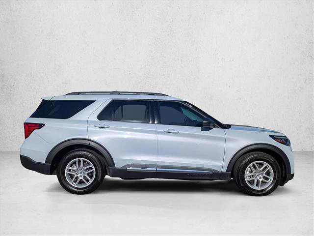 Certified 2025 Ford Explorer Active RWD video 2