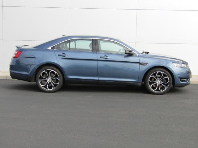 Certified 2019 Ford Taurus SHO w/ Driver Assist Package image 4