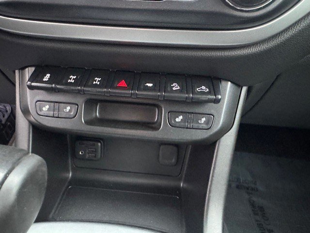 Used 2020 Chevrolet Colorado ZR2 image 21