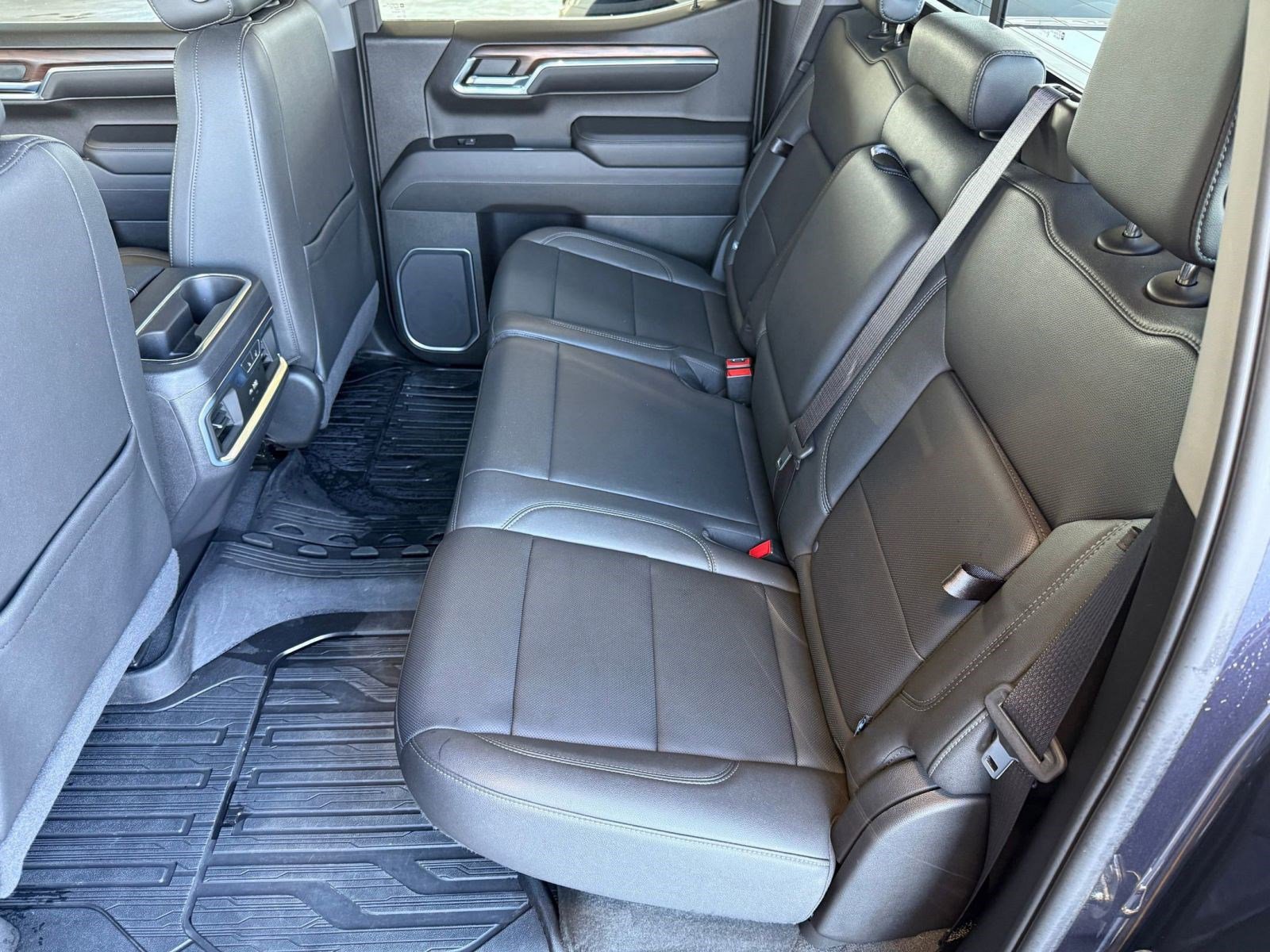 Used 2022 GMC Sierra 1500 SLT w/ SLT Premium Plus Package image 15