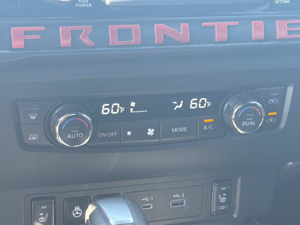 Used 2025 Nissan Frontier PRO-4X w/ Pro Convenience Package AWD/4WD image 15