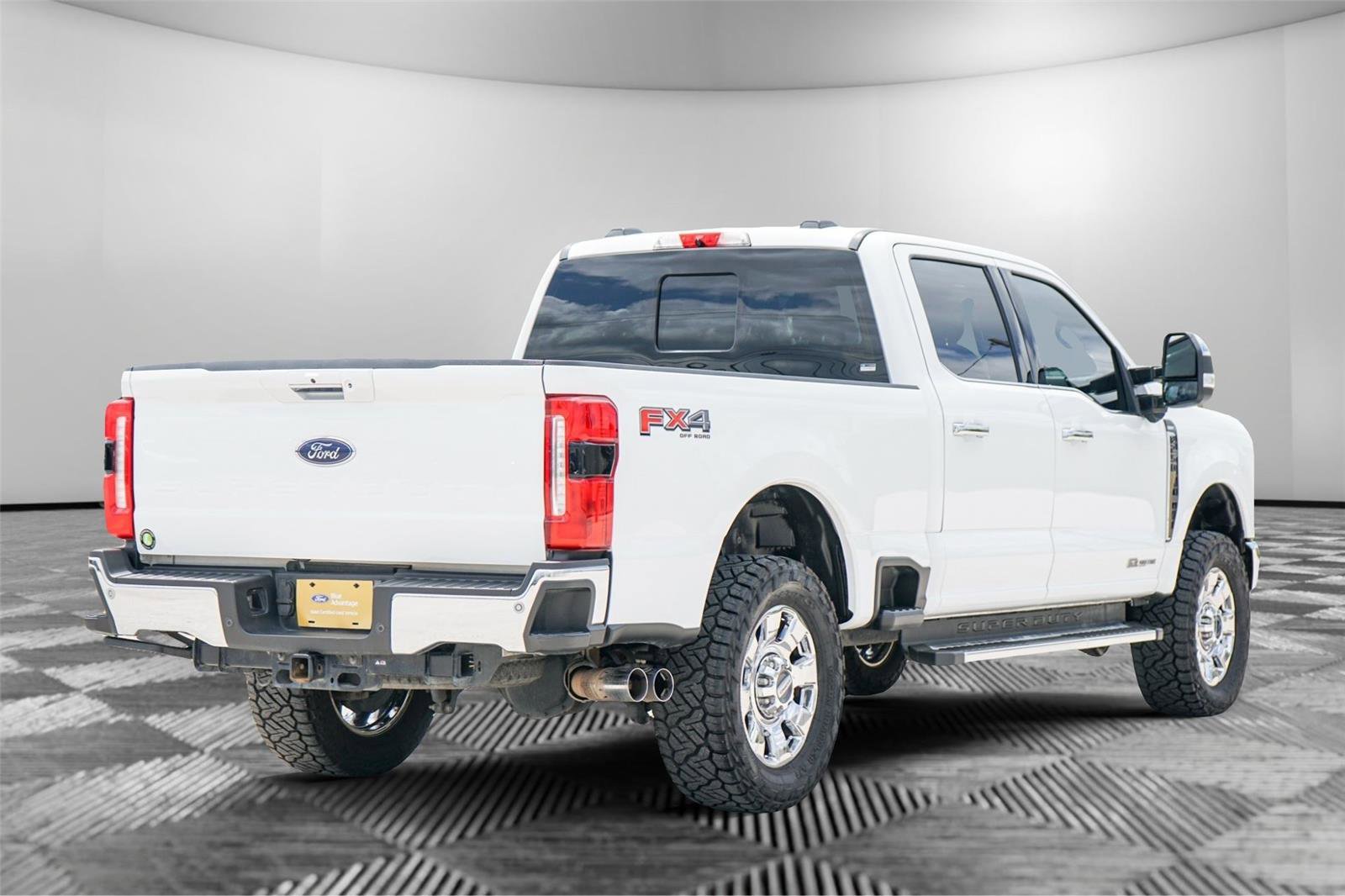 Certified 2023 Ford F250 Lariat w/ Chrome Package AWD/4WD image 5