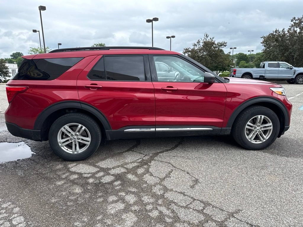 Certified 2024 Ford Explorer XLT w/ Equipment Group 202A AWD/4WD image 13