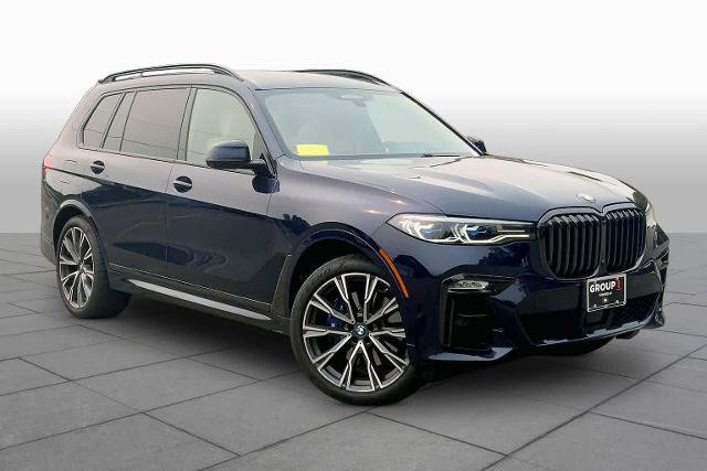 Used 2021 BMW X7 M50i w/ Dynamic Handling Package AWD/4WD image 3