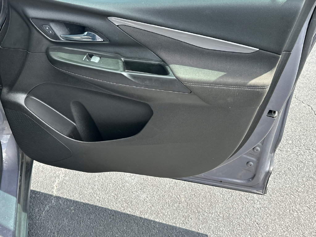 Used 2022 Chevrolet Bolt LT FWD image 14