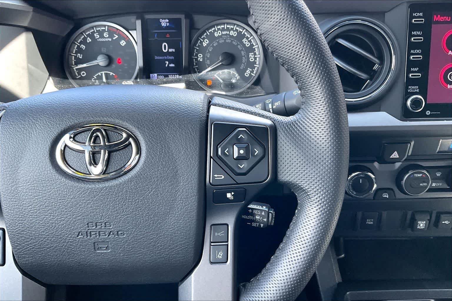 Used 2023 Toyota Tacoma TRD Off-Road w/ Black Out Package (TMS) AWD/4WD image 25
