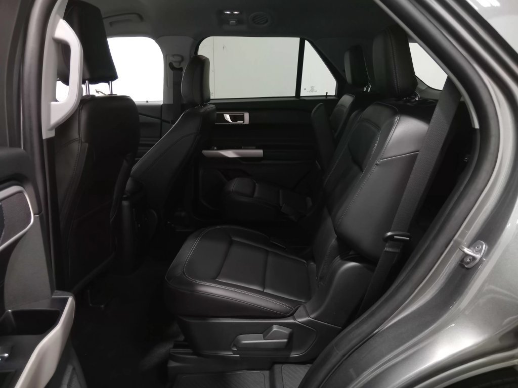 Certified 2023 Ford Explorer XLT w/ Equipment Group 202A AWD/4WD image 14