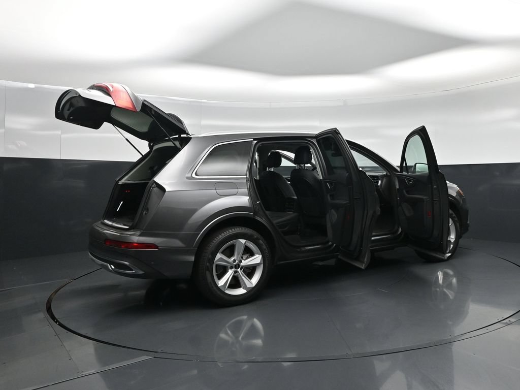 Used 2024 Audi Q7 2.0T Premium AWD/4WD image 5