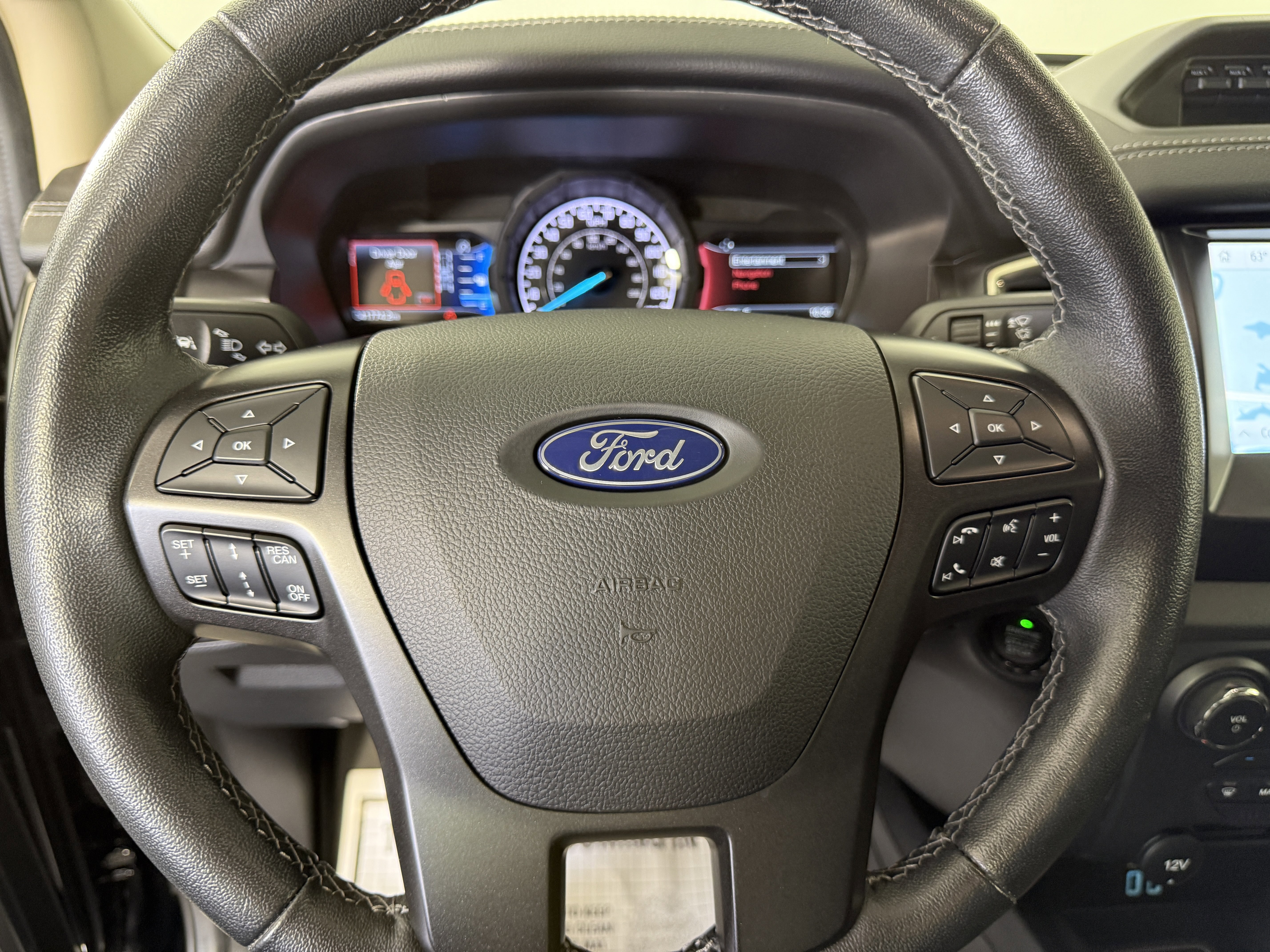 Certified 2022 Ford Ranger Lariat w/ Tremor Off-Road Package image 28