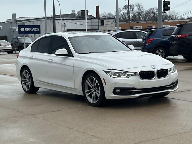 Used 2017 BMW 330i xDrive Sedan image 7