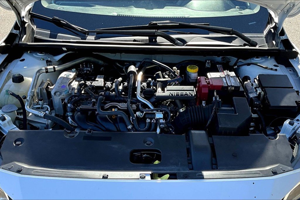 Used 2025 Nissan Sentra SV FWD image 32