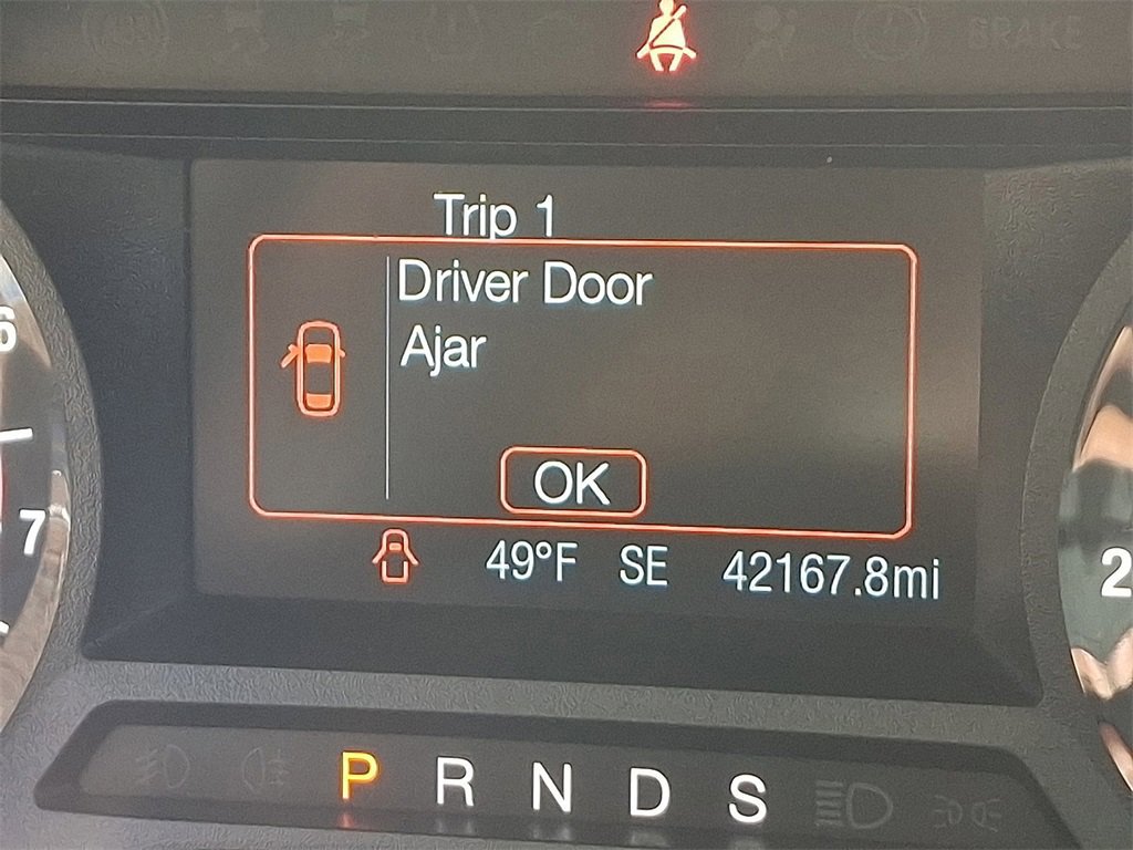 Certified 2018 Ford Fusion SE w/ Equipment Group 201A image 20