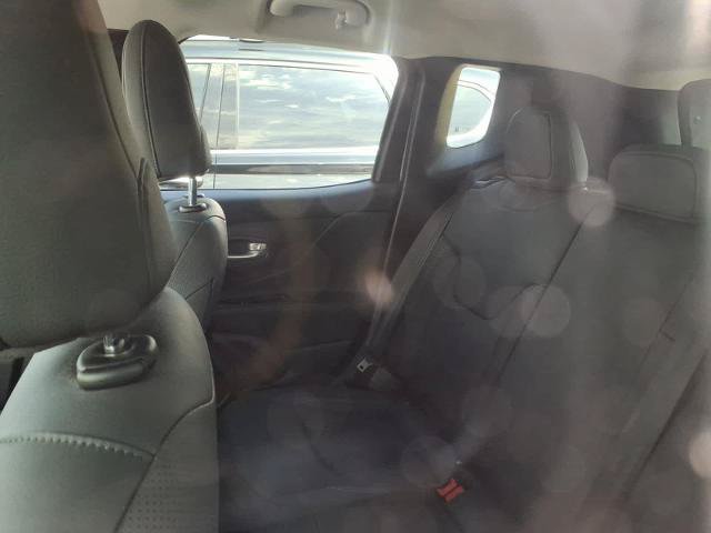 Used 2023 Jeep Renegade Limited AWD/4WD image 7