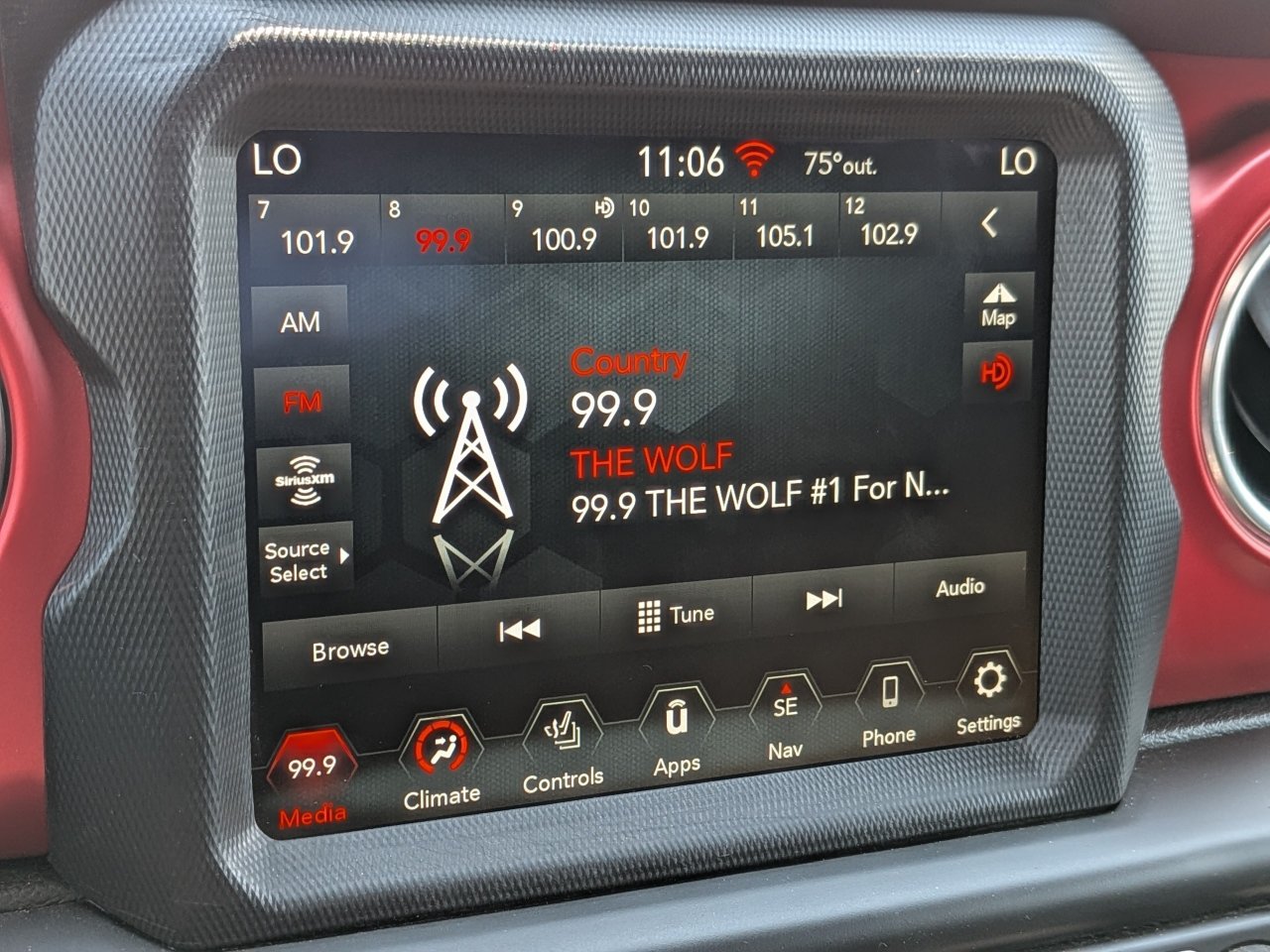 Used 2023 Jeep Gladiator Rubicon w/ Cold Weather Group AWD/4WD image 21