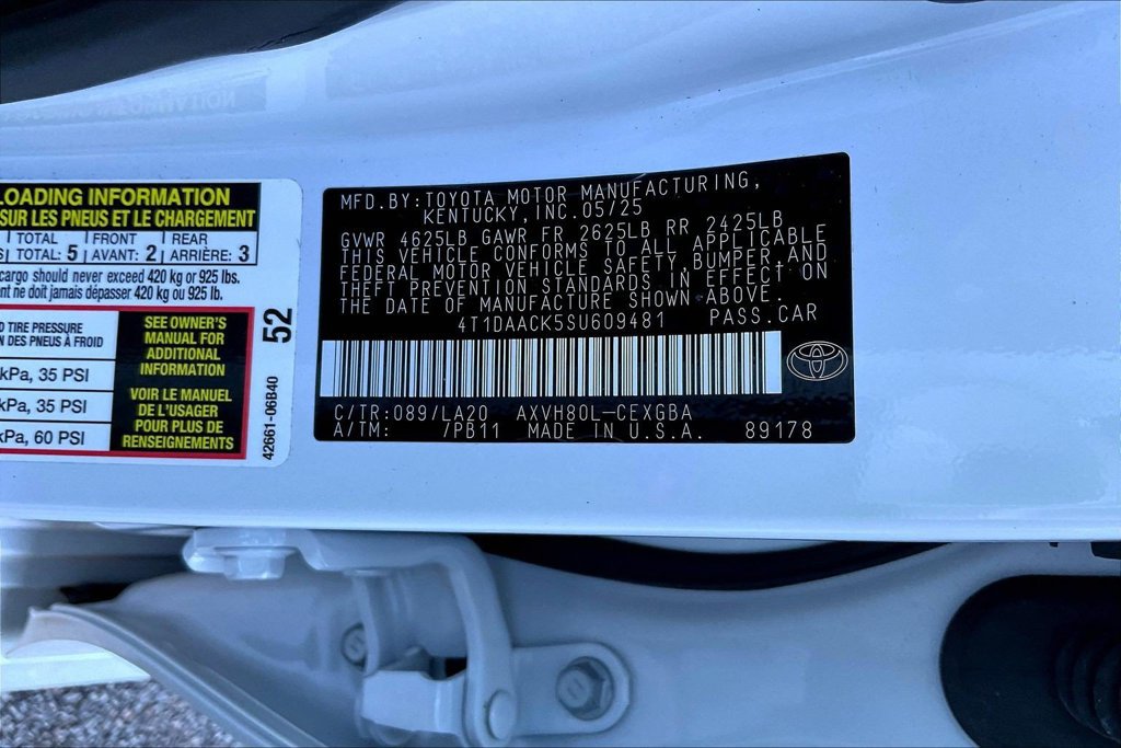 Used 2025 Toyota Camry XLE w/ Premium Plus Package FWD image 19
