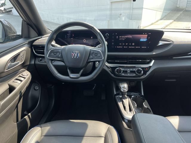 Used 2024 Buick Envista Sport Touring w/ Convenience I Package FWD image 13
