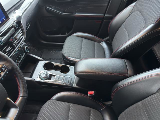 Certified 2025 Ford Escape ST-Line image 26