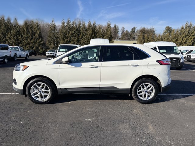 Certified 2022 Ford Edge SEL w/ Convenience Package image 2