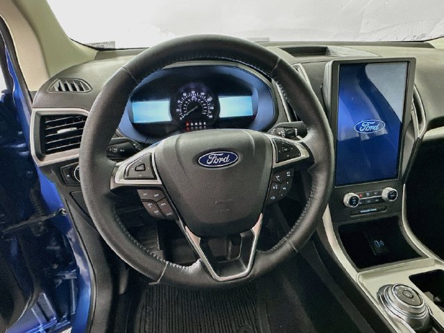 Certified 2024 Ford Edge SEL w/ Convenience Package AWD/4WD image 17