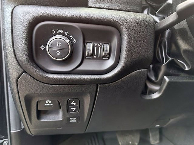 Used 2024 RAM 1500 Laramie AWD/4WD image 27