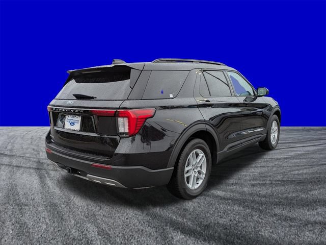 Certified 2026 Ford Explorer Active w/ Active Comfort Package RWD image 4