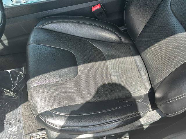 Certified 2022 Ford Edge Titanium w/ Equipment Group 301A AWD/4WD image 34