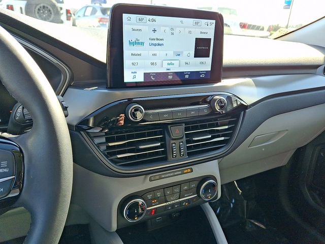 Certified 2023 Ford Escape Active AWD/4WD image 29