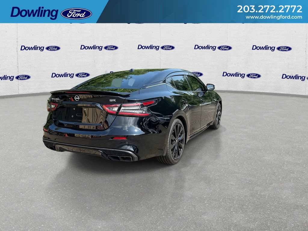 Used 2023 Nissan Maxima SR w/ Sport Mat Group FWD image 8