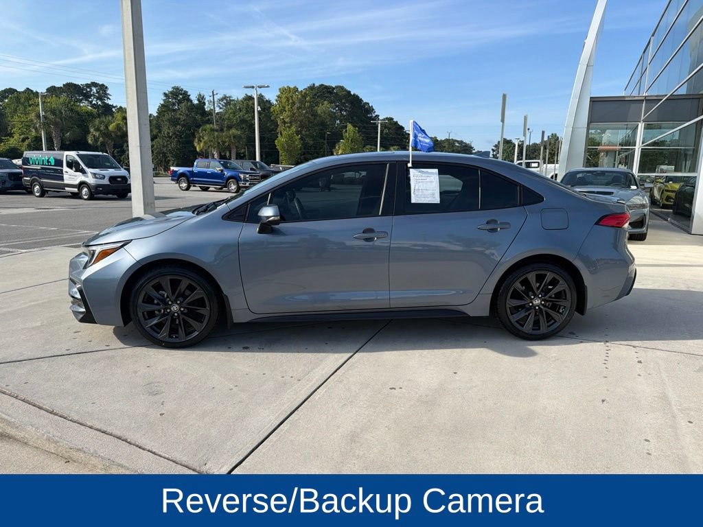 Used 2024 Toyota Corolla SE w/ SE Premium Package FWD image 4