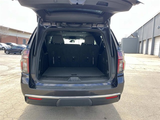 Used 2024 Chevrolet Suburban LT image 12
