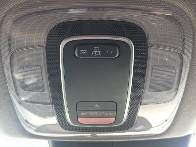 Used 2023 Hyundai Elantra SEL w/ Convenience Package FWD image 20