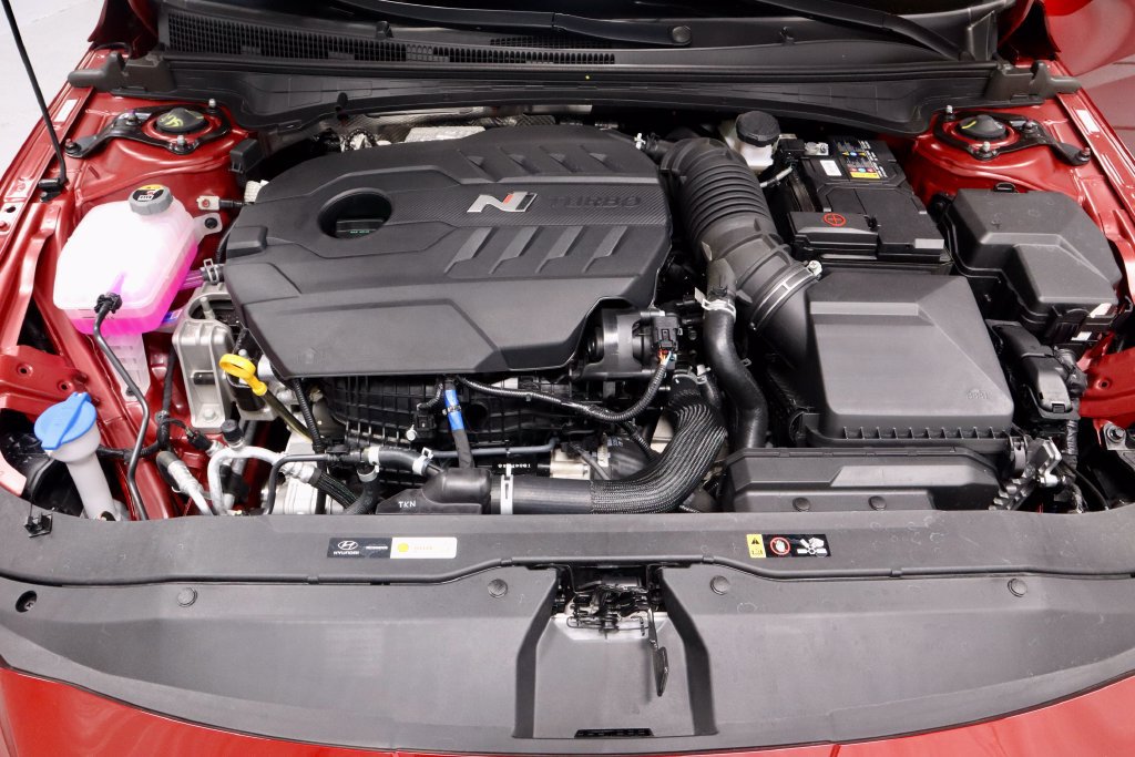Used 2025 Hyundai Elantra N FWD image 18