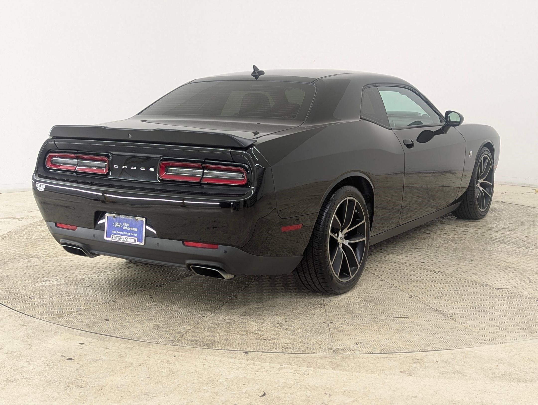 Used 2018 Dodge Challenger R/T Scat Pack image 9