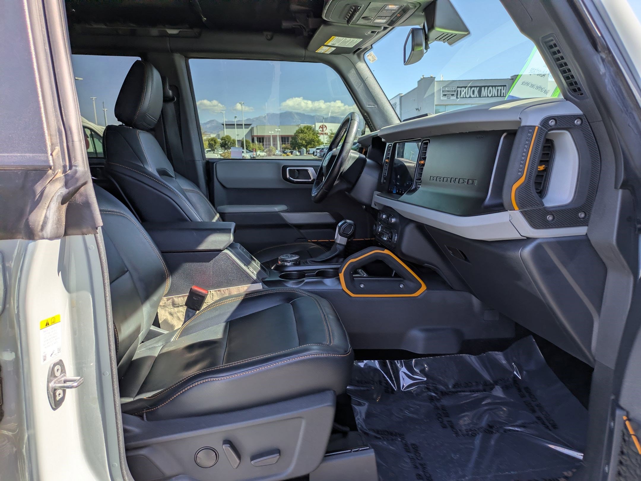 Certified 2022 Ford Bronco Badlands AWD/4WD image 32